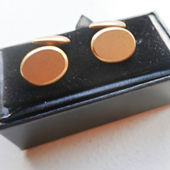 Gold Cufflinks - Picture 1 of 2